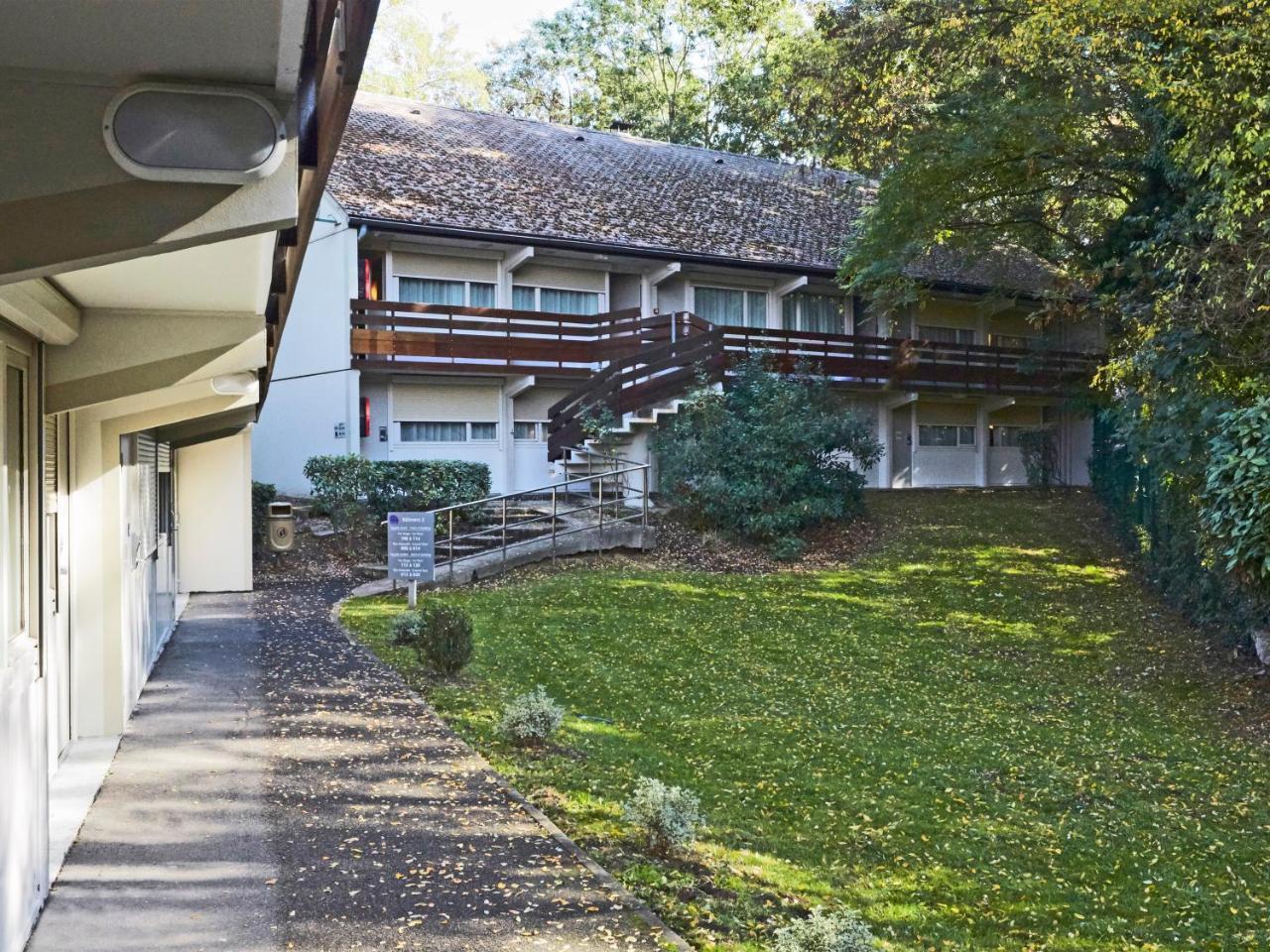 Kyriad - Ecouen La Croix Verte Exterior foto